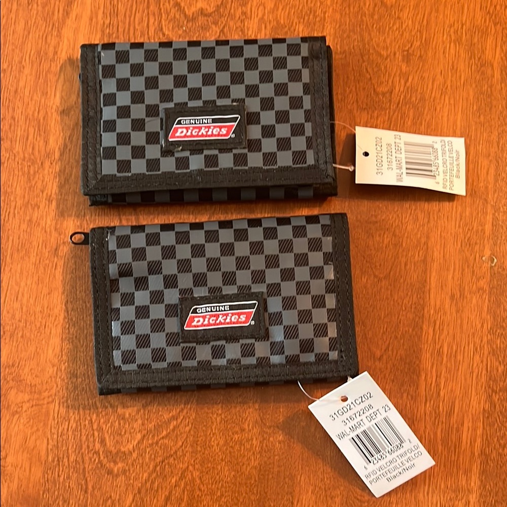 Dickies Black and Gray Checkered Data Protection Wallet, Velcro Duo
